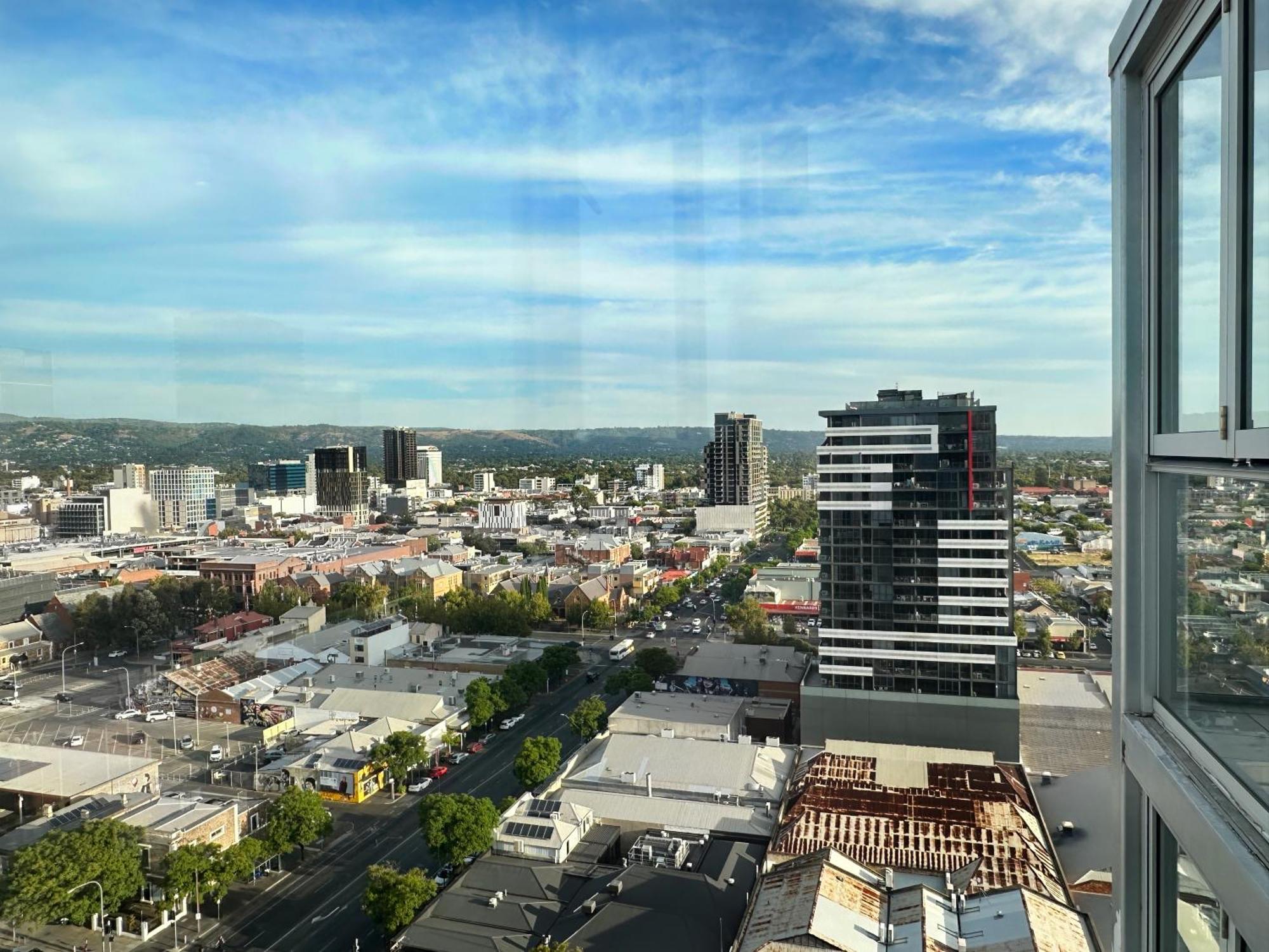 Penthouse View Apartment Luxury Cbd Penthouse Sleeps 6 Balcony Spa Access Adelaide Exterior photo
